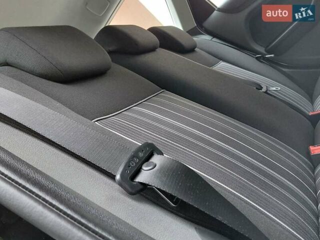 Форд Фокус 2008 у Самборе на Automoto.ua Чорний Форд Фокус, об'ємом двигуна 1.6 л та пробігом 225 тис. км за 4999 $, фото 40 на Automoto.ua