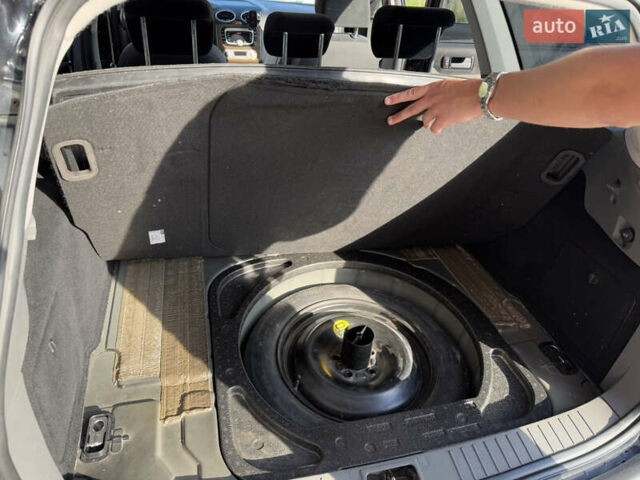 Черный Форд Фокус, объемом двигателя 1.6 л и пробегом 283 тыс. км за 5700 $, фото 40 на Automoto.ua