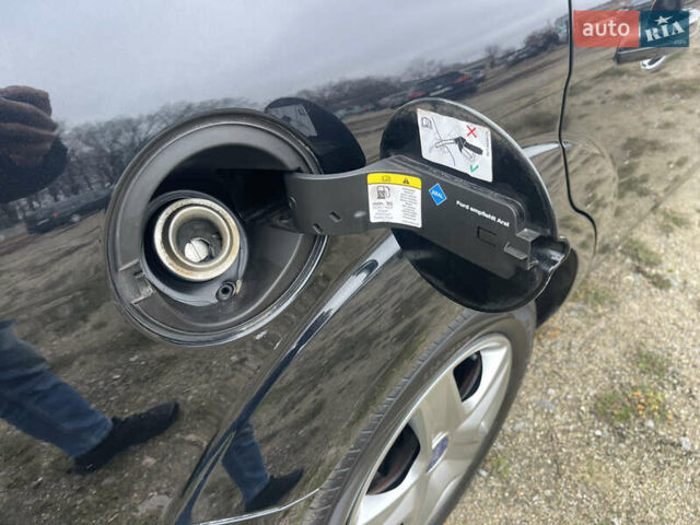 Черный Форд Фокус, объемом двигателя 1.6 л и пробегом 223 тыс. км за 6400 $, фото 53 на Automoto.ua