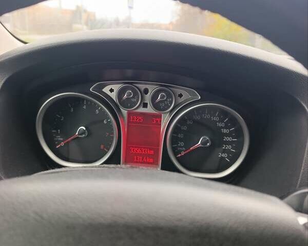 Чорний Форд Фокус, об'ємом двигуна 1.6 л та пробігом 335 тис. км за 4500 $, фото 10 на Automoto.ua