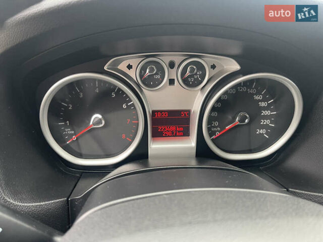 Черный Форд Фокус, объемом двигателя 1.6 л и пробегом 223 тыс. км за 6400 $, фото 40 на Automoto.ua