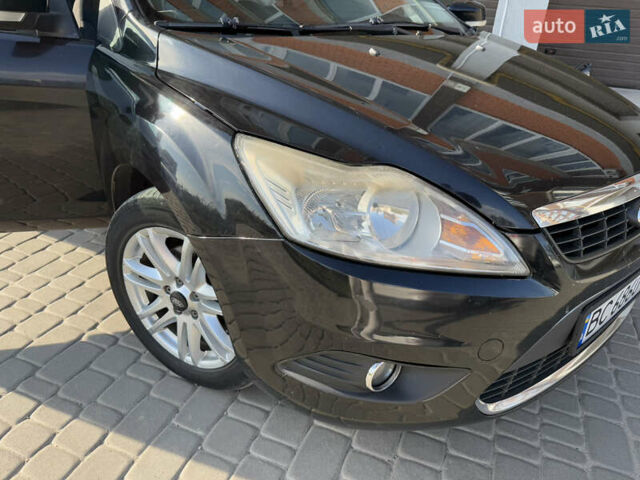 Черный Форд Фокус, объемом двигателя 1.6 л и пробегом 283 тыс. км за 5700 $, фото 52 на Automoto.ua