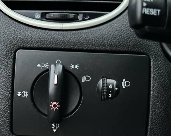 Чорний Форд Фокус, об'ємом двигуна 1.8 л та пробігом 211 тис. км за 5400 $, фото 25 на Automoto.ua