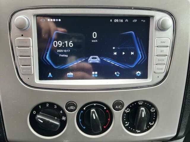 Черный Форд Фокус, объемом двигателя 1.6 л и пробегом 200 тыс. км за 5500 $, фото 16 на Automoto.ua