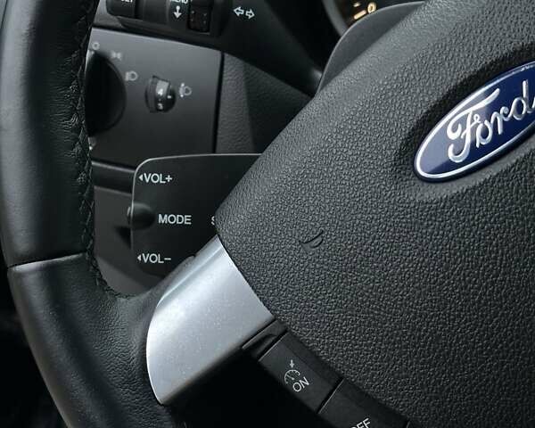 Чорний Форд Фокус, об'ємом двигуна 1.8 л та пробігом 211 тис. км за 5400 $, фото 22 на Automoto.ua