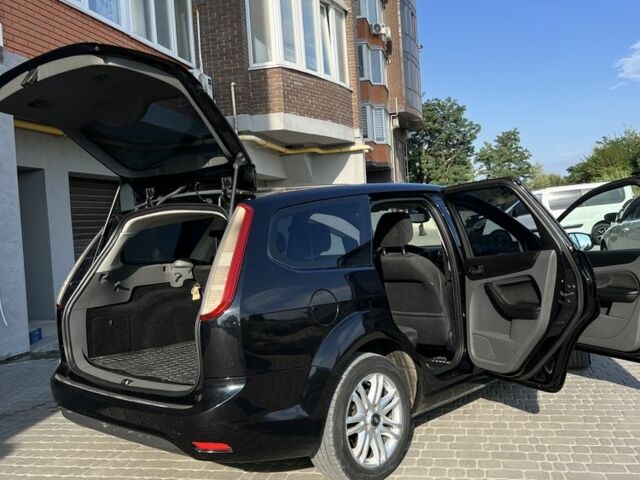 Черный Форд Фокус, объемом двигателя 1.6 л и пробегом 293 тыс. км за 5500 $, фото 4 на Automoto.ua