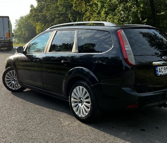 Чорний Форд Фокус, об'ємом двигуна 1.6 л та пробігом 252 тис. км за 5500 $, фото 4 на Automoto.ua