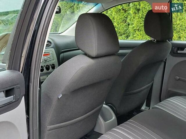 Форд Фокус 2008 у Самборе на Automoto.ua Чорний Форд Фокус, об'ємом двигуна 1.6 л та пробігом 225 тис. км за 4999 $, фото 27 на Automoto.ua