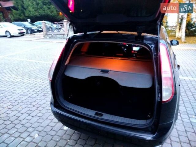 Форд Фокус 2008 в Сколе на Automoto.ua Черный Форд Фокус, объемом двигателя 1.56 л и пробегом 287 тыс. км за 5200 $, фото 41 на Automoto.ua