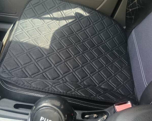 Форд Фокус 2008 у Тернополі на Automoto.ua Чорний Форд Фокус, об'ємом двигуна 2 л та пробігом 233 тис. км за 6300 $, фото 5 на Automoto.ua