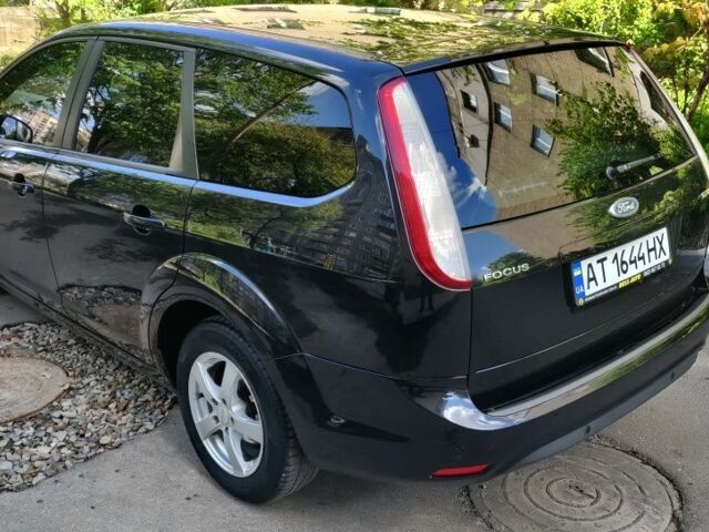 Черный Форд Фокус, объемом двигателя 0 л и пробегом 267 тыс. км за 5400 $, фото 4 на Automoto.ua