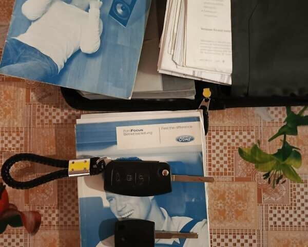 Чорний Форд Фокус, об'ємом двигуна 1.6 л та пробігом 208 тис. км за 5800 $, фото 18 на Automoto.ua