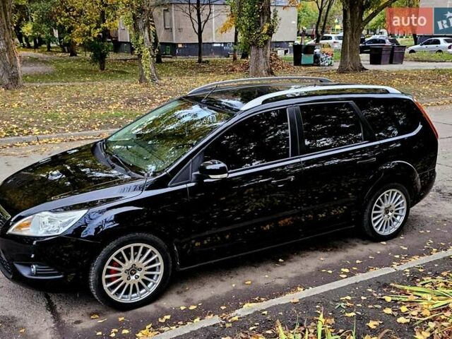 Черный Форд Фокус, объемом двигателя 1.8 л и пробегом 170 тыс. км за 6300 $, фото 5 на Automoto.ua