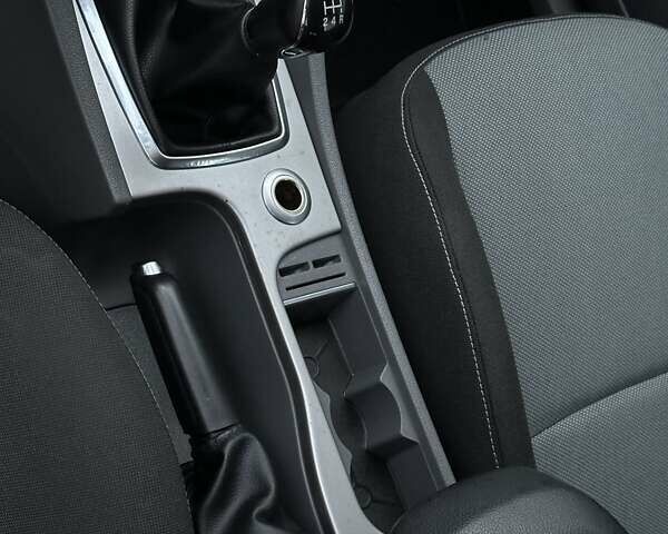 Чорний Форд Фокус, об'ємом двигуна 1.8 л та пробігом 211 тис. км за 5400 $, фото 33 на Automoto.ua