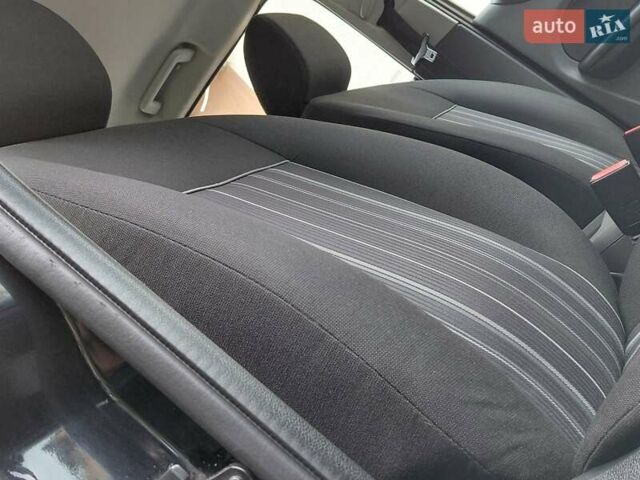 Форд Фокус 2008 у Самборе на Automoto.ua Чорний Форд Фокус, об'ємом двигуна 1.6 л та пробігом 225 тис. км за 4999 $, фото 48 на Automoto.ua