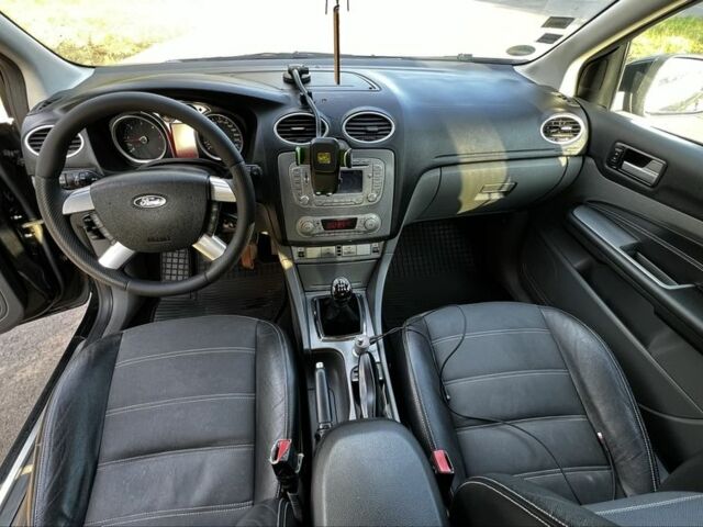 Чорний Форд Фокус, об'ємом двигуна 1.6 л та пробігом 252 тис. км за 5500 $, фото 16 на Automoto.ua