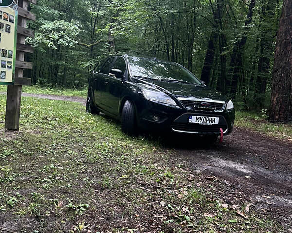 Черный Форд Фокус, объемом двигателя 1.56 л и пробегом 263 тыс. км за 4600 $, фото 6 на Automoto.ua