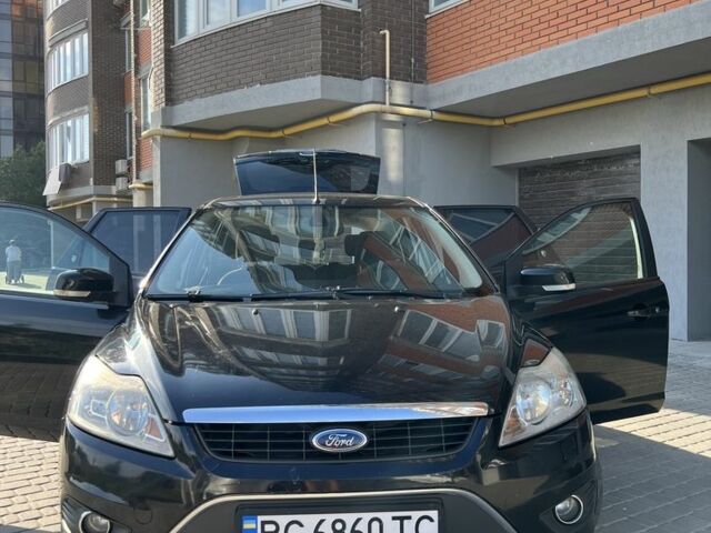 Черный Форд Фокус, объемом двигателя 1.6 л и пробегом 293 тыс. км за 5500 $, фото 1 на Automoto.ua