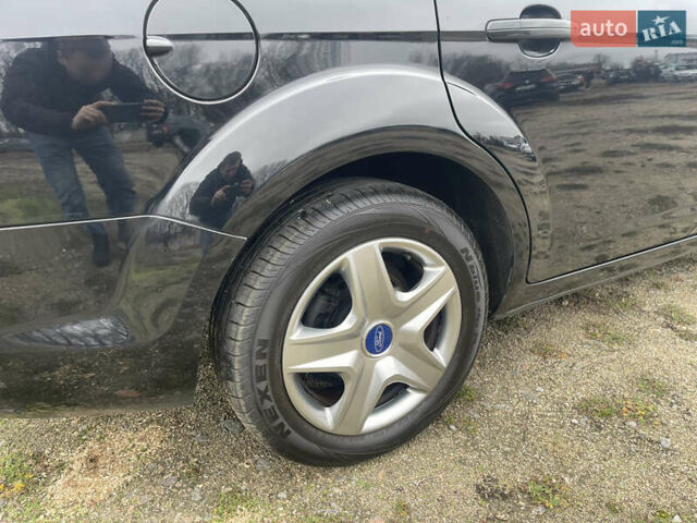 Черный Форд Фокус, объемом двигателя 1.6 л и пробегом 223 тыс. км за 6400 $, фото 17 на Automoto.ua