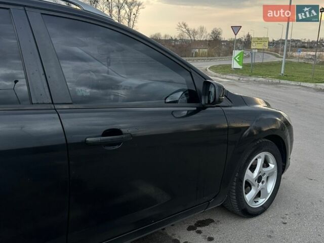 Чорний Форд Фокус, об'ємом двигуна 1.6 л та пробігом 295 тис. км за 5599 $, фото 10 на Automoto.ua