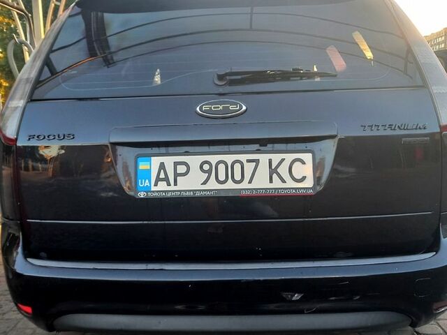 Чорний Форд Фокус, об'ємом двигуна 2 л та пробігом 382 тис. км за 5600 $, фото 2 на Automoto.ua