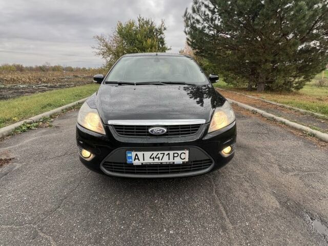 Черный Форд Фокус, объемом двигателя 1.6 л и пробегом 278 тыс. км за 4600 $, фото 6 на Automoto.ua