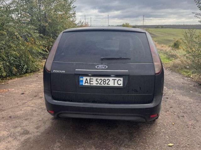 Черный Форд Фокус, объемом двигателя 1.6 л и пробегом 280 тыс. км за 4800 $, фото 3 на Automoto.ua