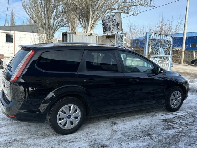 Черный Форд Фокус, объемом двигателя 1.6 л и пробегом 218 тыс. км за 6000 $, фото 3 на Automoto.ua