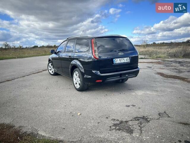 Черный Форд Фокус, объемом двигателя 1.6 л и пробегом 355 тыс. км за 4600 $, фото 2 на Automoto.ua
