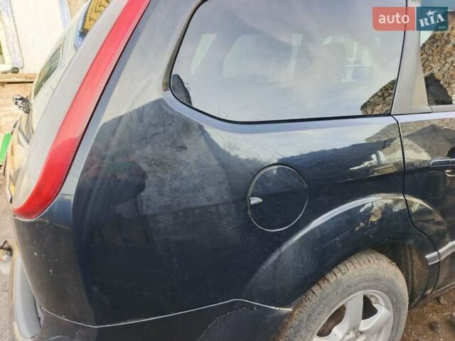 Черный Форд Фокус, объемом двигателя 1.56 л и пробегом 356 тыс. км за 5300 $, фото 7 на Automoto.ua