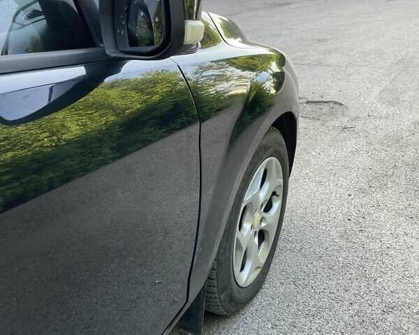 Черный Форд Фокус, объемом двигателя 1.6 л и пробегом 285 тыс. км за 5550 $, фото 7 на Automoto.ua