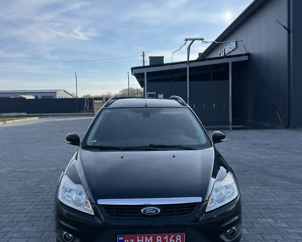 Черный Форд Фокус, объемом двигателя 1.6 л и пробегом 210 тыс. км за 4800 $, фото 9 на Automoto.ua