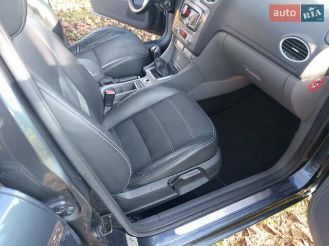 Форд Фокус 2008 в Дубно на Automoto.ua Черный Форд Фокус, объемом двигателя 1.6 л и пробегом 270 тыс. км за 4899 $, фото 1 на Automoto.ua