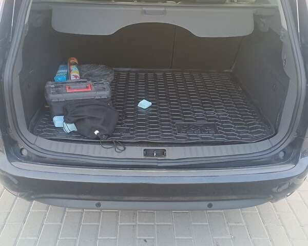 Форд Фокус 2008 у Тернополі на Automoto.ua Чорний Форд Фокус, об'ємом двигуна 2 л та пробігом 233 тис. км за 6300 $, фото 15 на Automoto.ua