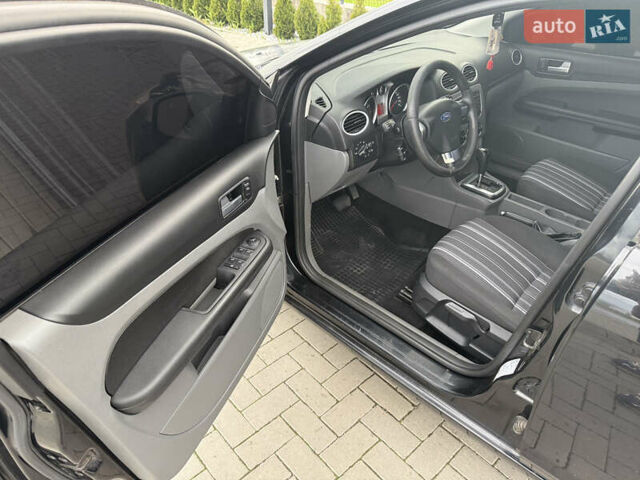 Черный Форд Фокус, объемом двигателя 1.6 л и пробегом 278 тыс. км за 5300 $, фото 11 на Automoto.ua