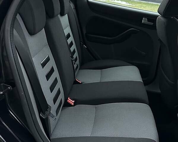 Чорний Форд Фокус, об'ємом двигуна 1.8 л та пробігом 211 тис. км за 5400 $, фото 38 на Automoto.ua