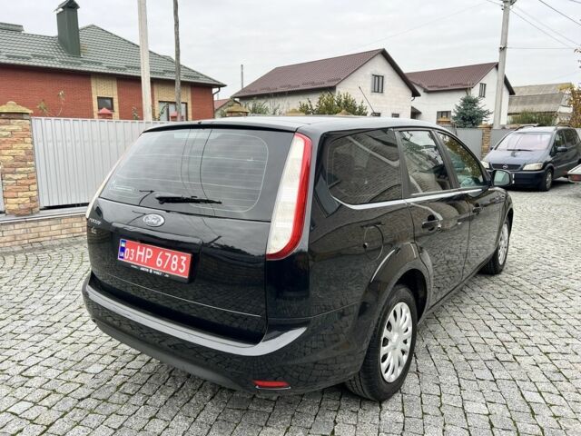 Черный Форд Фокус, объемом двигателя 1.6 л и пробегом 200 тыс. км за 5500 $, фото 4 на Automoto.ua