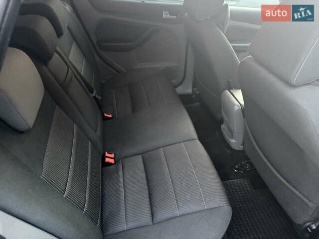 Чорний Форд Фокус, об'ємом двигуна 1.6 л та пробігом 261 тис. км за 5800 $, фото 9 на Automoto.ua