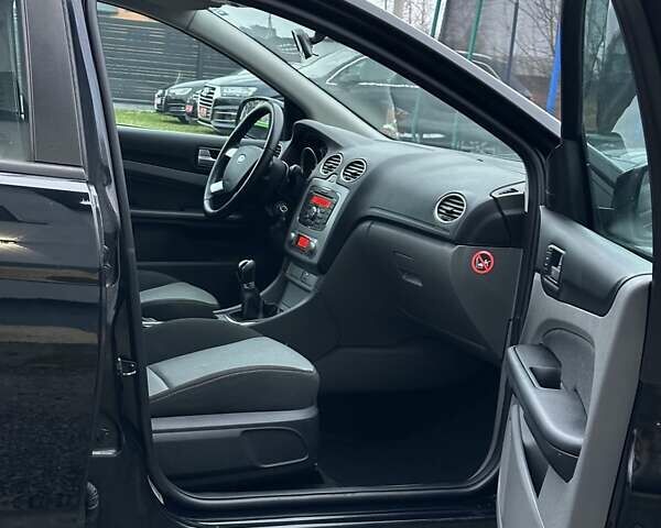 Чорний Форд Фокус, об'ємом двигуна 1.8 л та пробігом 211 тис. км за 5400 $, фото 31 на Automoto.ua