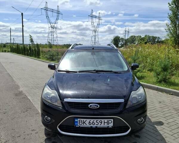 Черный Форд Фокус, объемом двигателя 1.56 л и пробегом 245 тыс. км за 5400 $, фото 1 на Automoto.ua