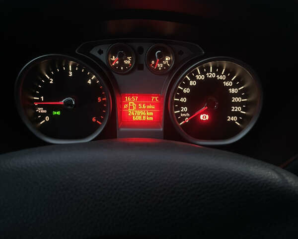 Чорний Форд Фокус, об'ємом двигуна 1.6 л та пробігом 247 тис. км за 4800 $, фото 6 на Automoto.ua