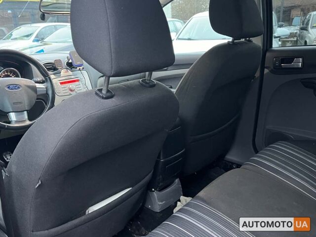Черный Форд Фокус, объемом двигателя 1.6 л и пробегом 201 тыс. км за 5999 $, фото 10 на Automoto.ua