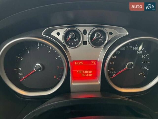 Чорний Форд Фокус, об'ємом двигуна 1.6 л та пробігом 198 тис. км за 5400 $, фото 20 на Automoto.ua