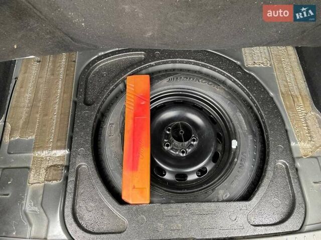 Форд Фокус 2008 в Виннице на Automoto.ua Черный Форд Фокус, объемом двигателя 1.56 л и пробегом 295 тыс. км за 5500 $, фото 11 на Automoto.ua