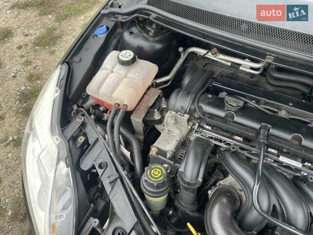 Черный Форд Фокус, объемом двигателя 1.6 л и пробегом 223 тыс. км за 6400 $, фото 65 на Automoto.ua