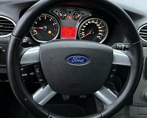 Чорний Форд Фокус, об'ємом двигуна 1.8 л та пробігом 211 тис. км за 5400 $, фото 21 на Automoto.ua