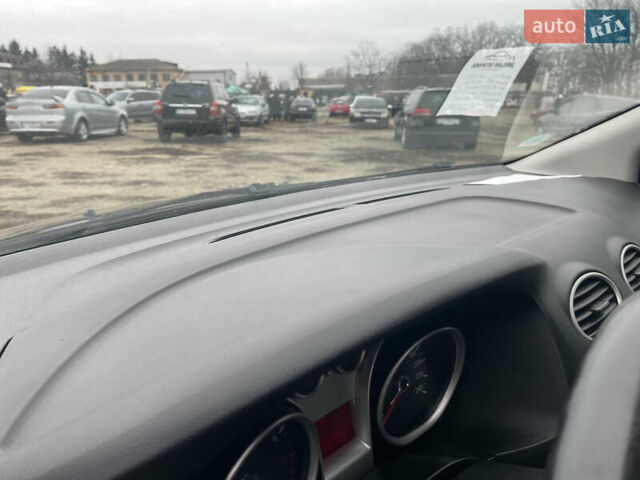 Черный Форд Фокус, объемом двигателя 1.6 л и пробегом 223 тыс. км за 6400 $, фото 46 на Automoto.ua