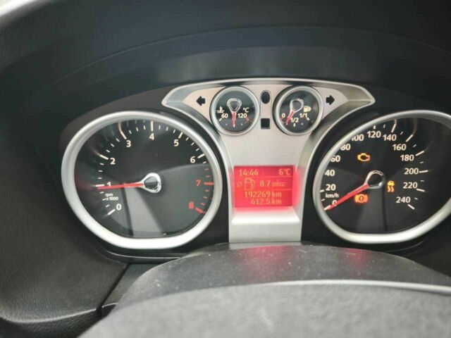 Черный Форд Фокус, объемом двигателя 1.6 л и пробегом 190 тыс. км за 5200 $, фото 8 на Automoto.ua