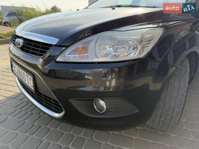Черный Форд Фокус, объемом двигателя 1.6 л и пробегом 283 тыс. км за 5700 $, фото 13 на Automoto.ua