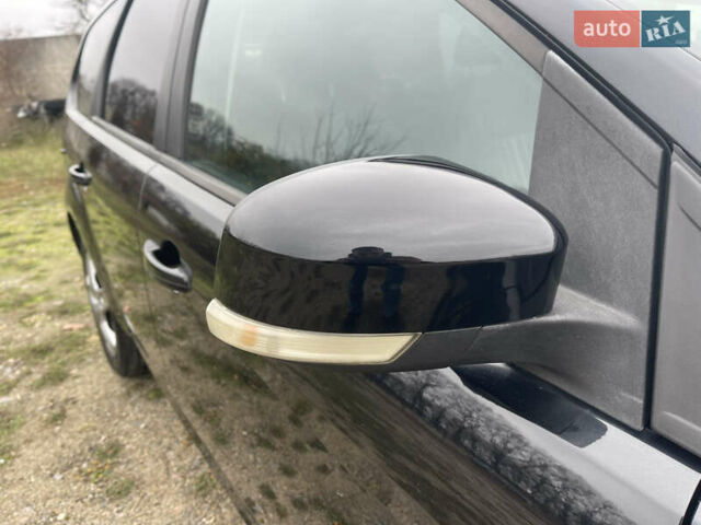 Черный Форд Фокус, объемом двигателя 1.6 л и пробегом 223 тыс. км за 6400 $, фото 15 на Automoto.ua